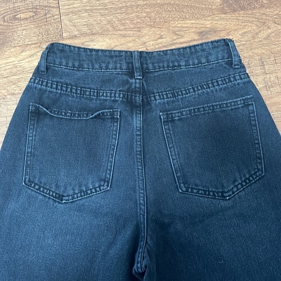 Shein Women’s Black Denim Jeans US 4 - Picture 5 of 7